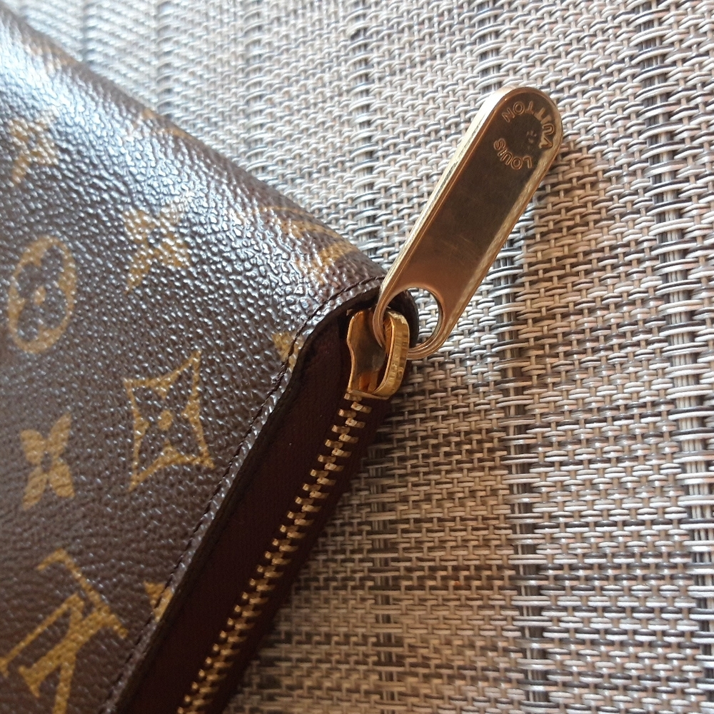 Authentic Louis Vuitton Wallet - Picture 2 of 3